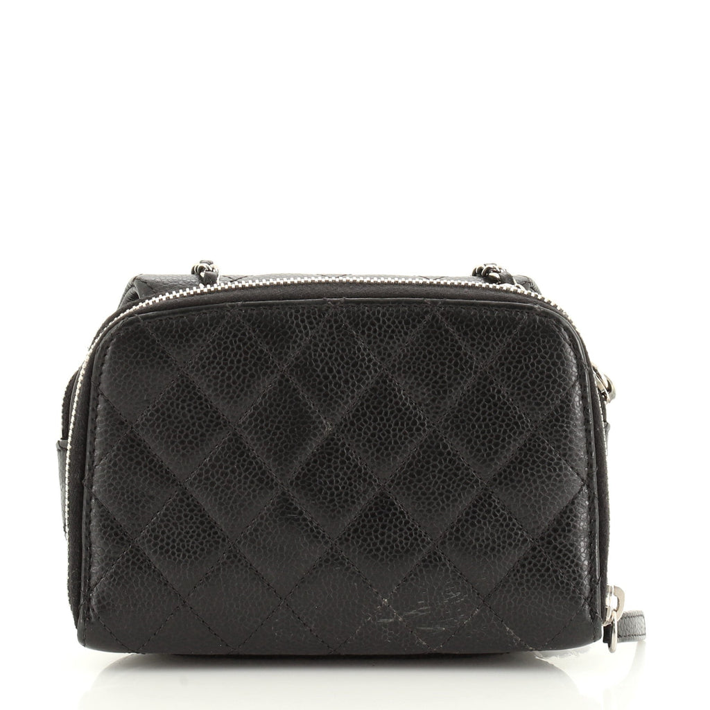 Wallet on Chain Flap Bag Quilted Caviar Mini