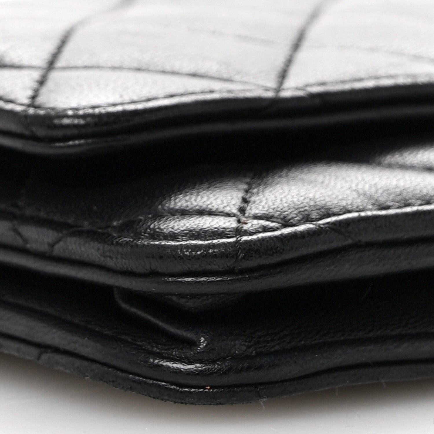 Lambskin Quilted Wallet On Chain WOC Black