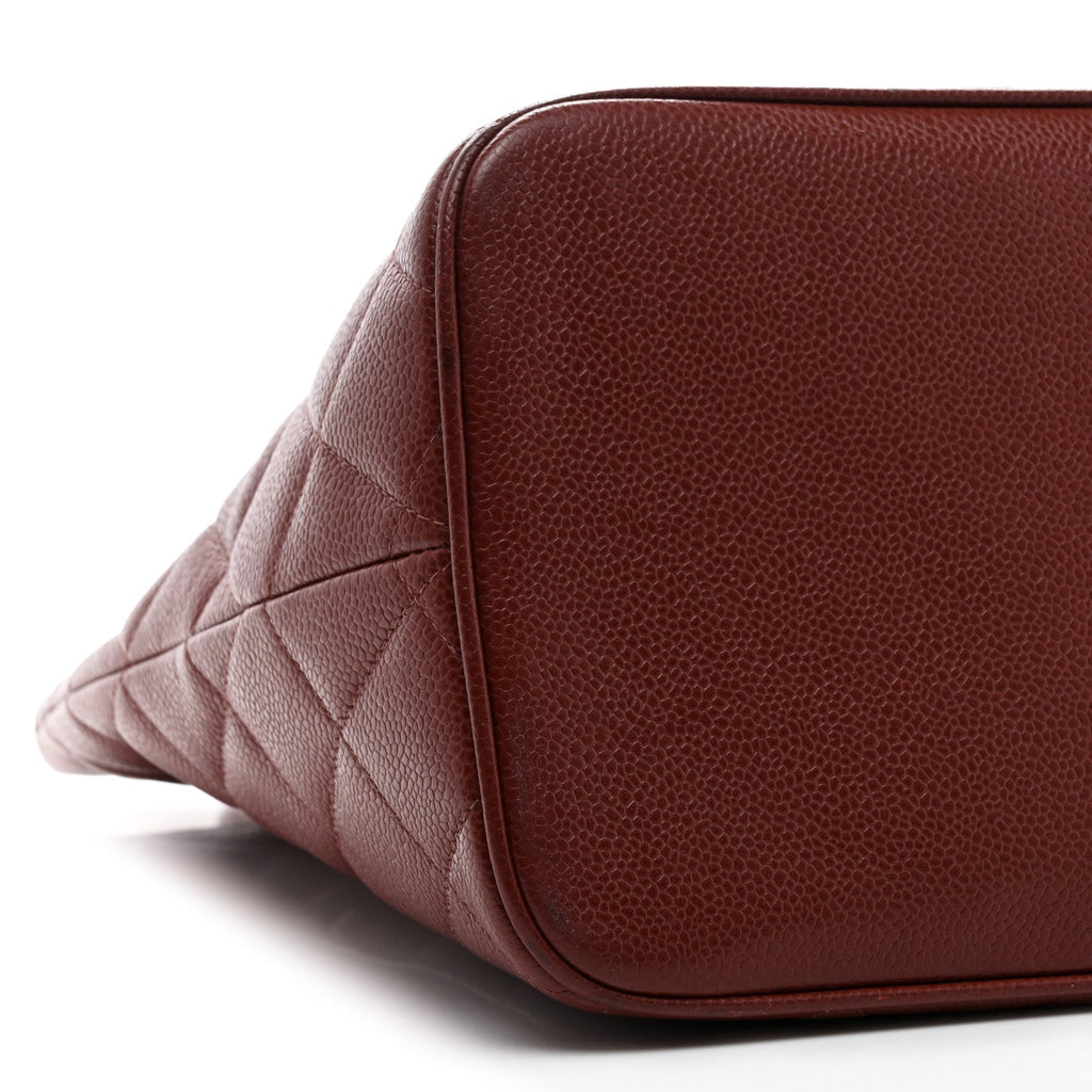 Caviar Quilted Medallion Tote Red