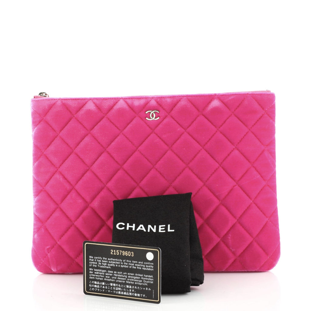 O Case Clutch Quilted Velvet Medium
