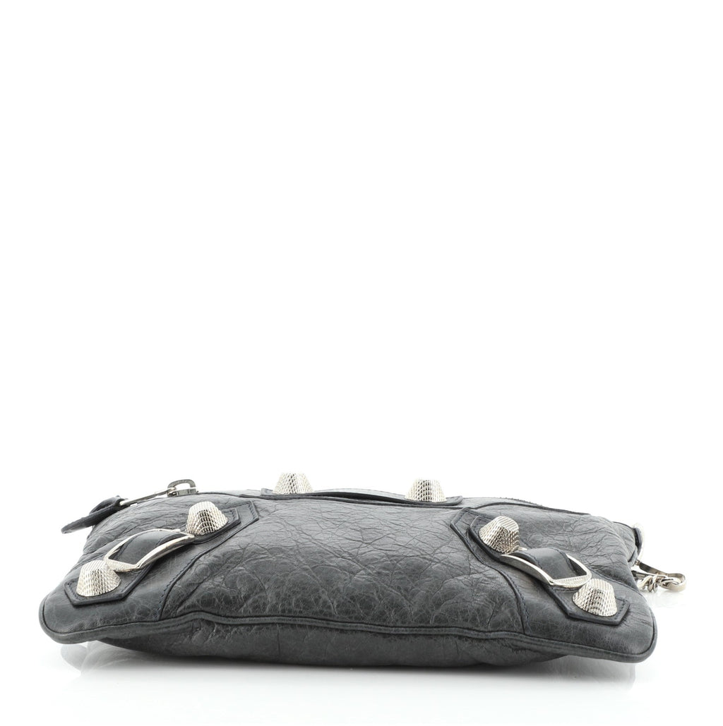 Flat Clutch Giant Studs Leather