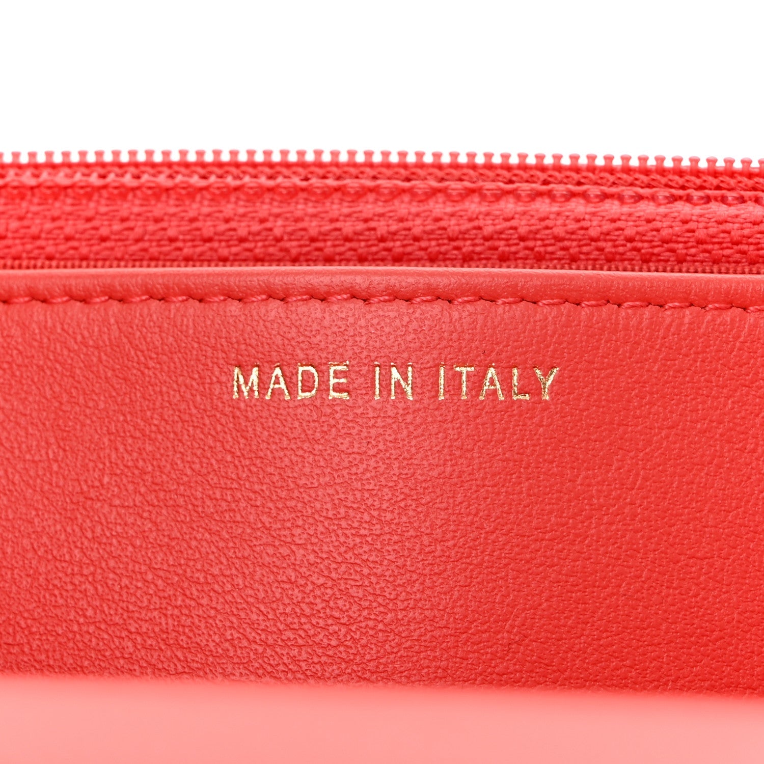 Caviar Quilted CC Filigree Wallet On Chain WOC Coral