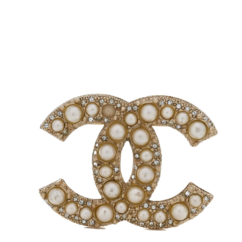 Metal Crystal Graduated Pearl CC Brooch Gold
