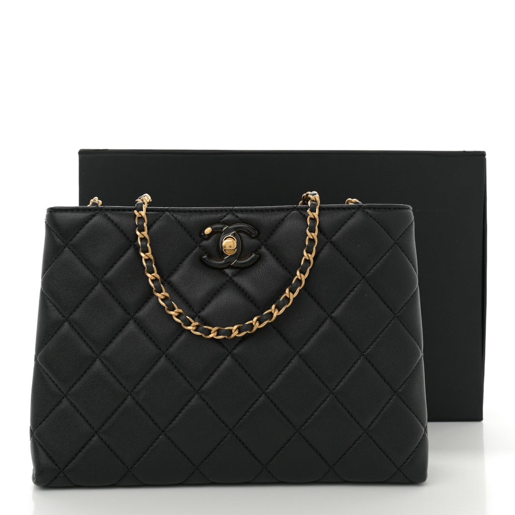 Shiny Lambskin Quilted Enamel CC Shoulder Bag Black