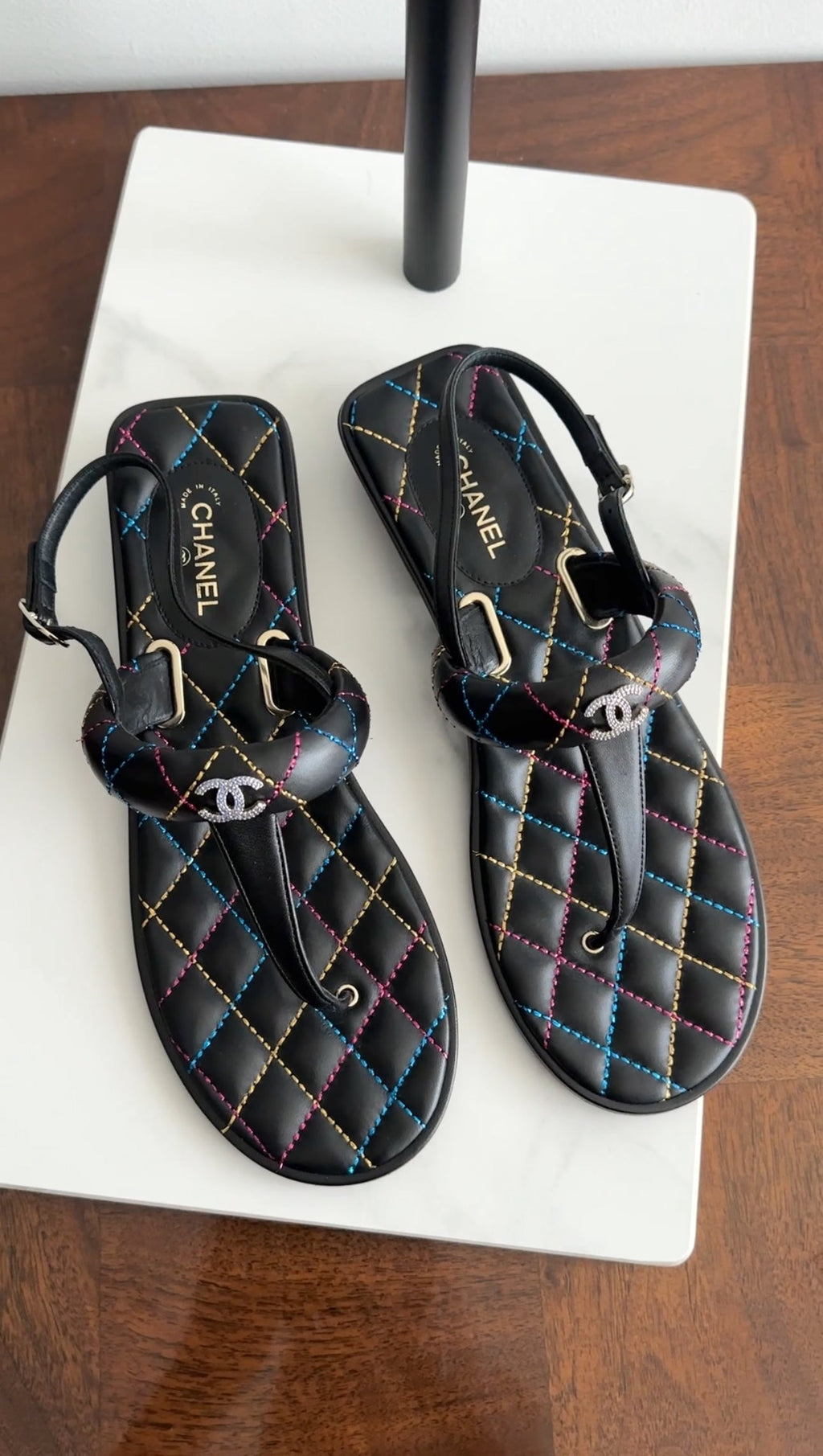 Chanel 21K Black Multi Quilt Thong CC Sandal - 40