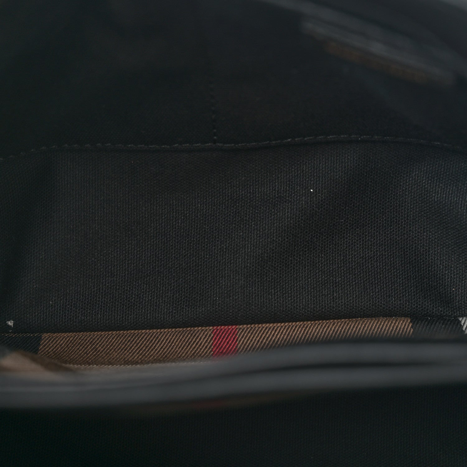 Derby Calfskin House Check Small Camberley Black