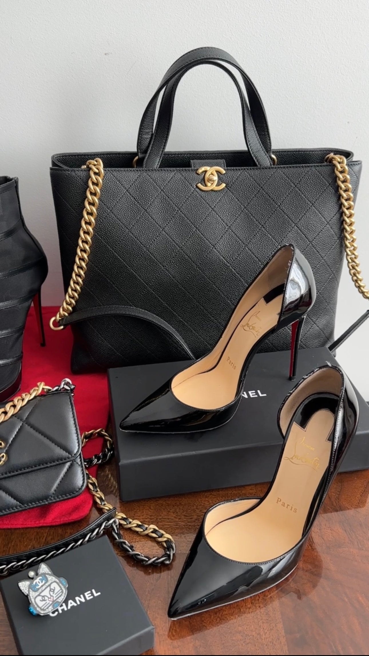 Christian Louboutin Iriza Black Patent 100 Pumps - EU 37.5