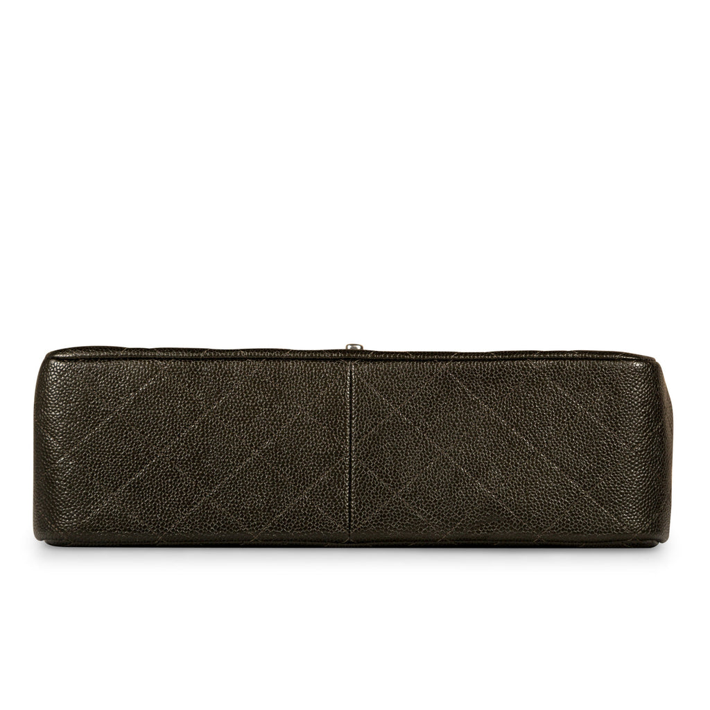 Chanel Classic Flap Bag - Jumbo - Caviar