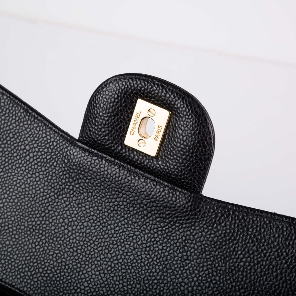 Chanel Classic Flap Bag Jumbo