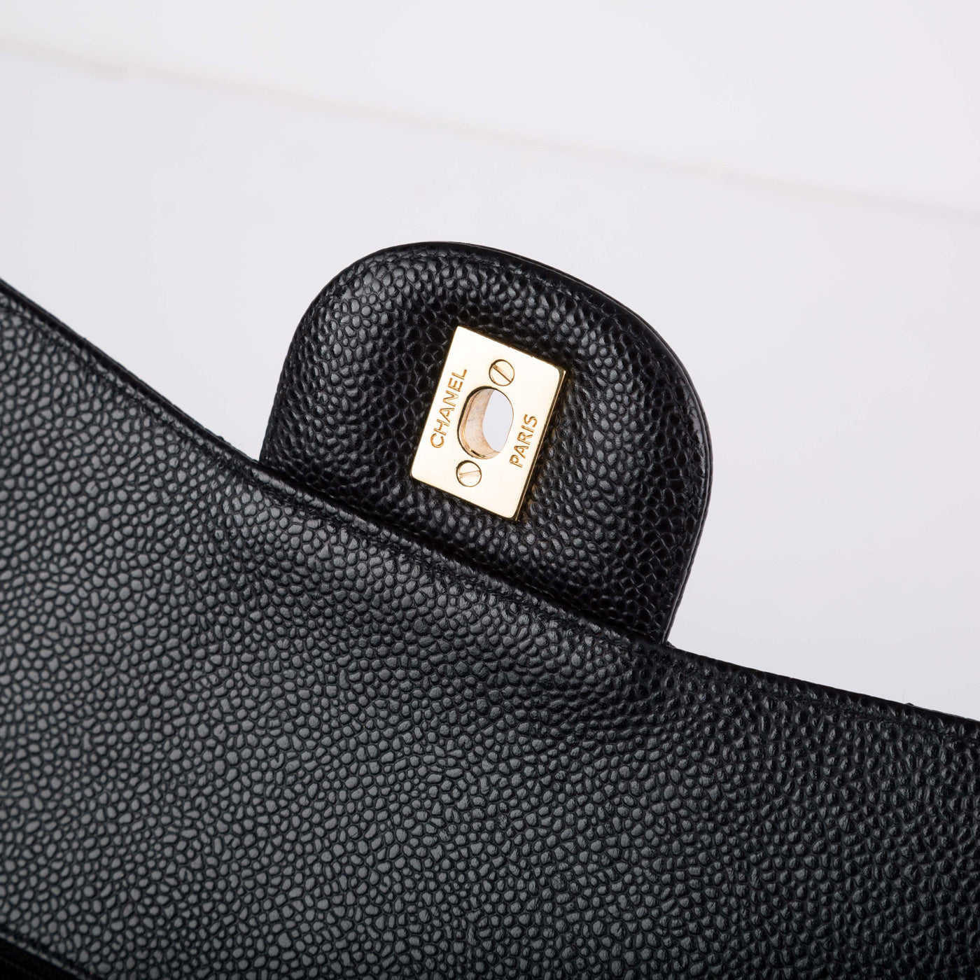 Chanel Classic Flap Bag Jumbo