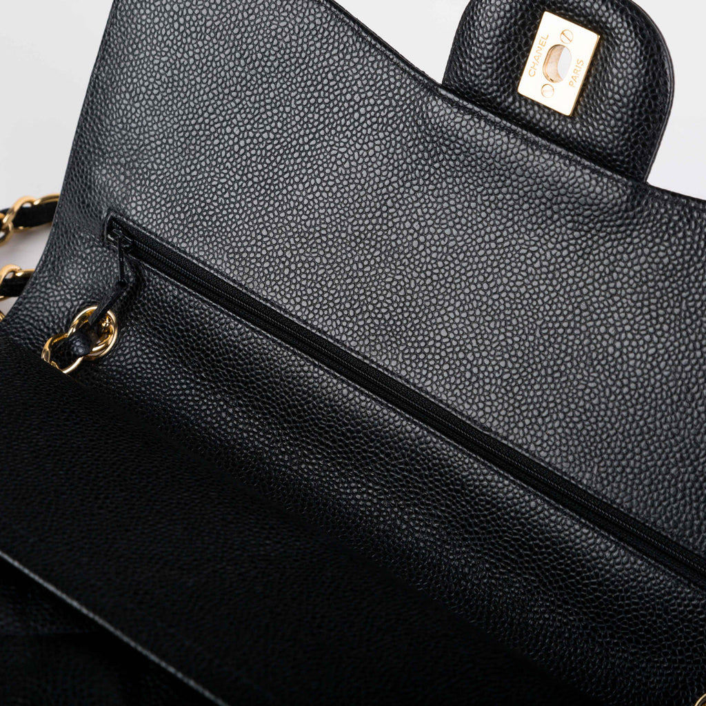 Chanel Classic Flap Bag Jumbo