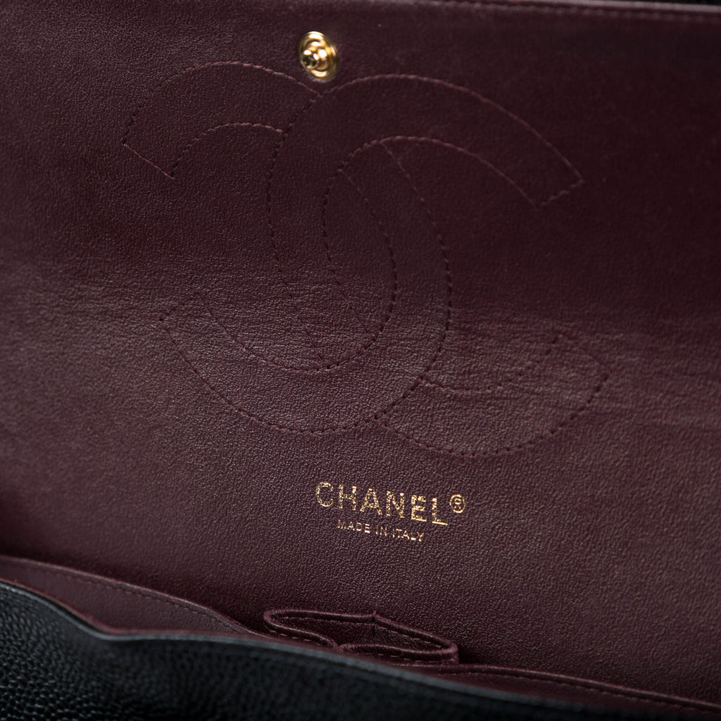 Chanel Classic Flap Bag Jumbo