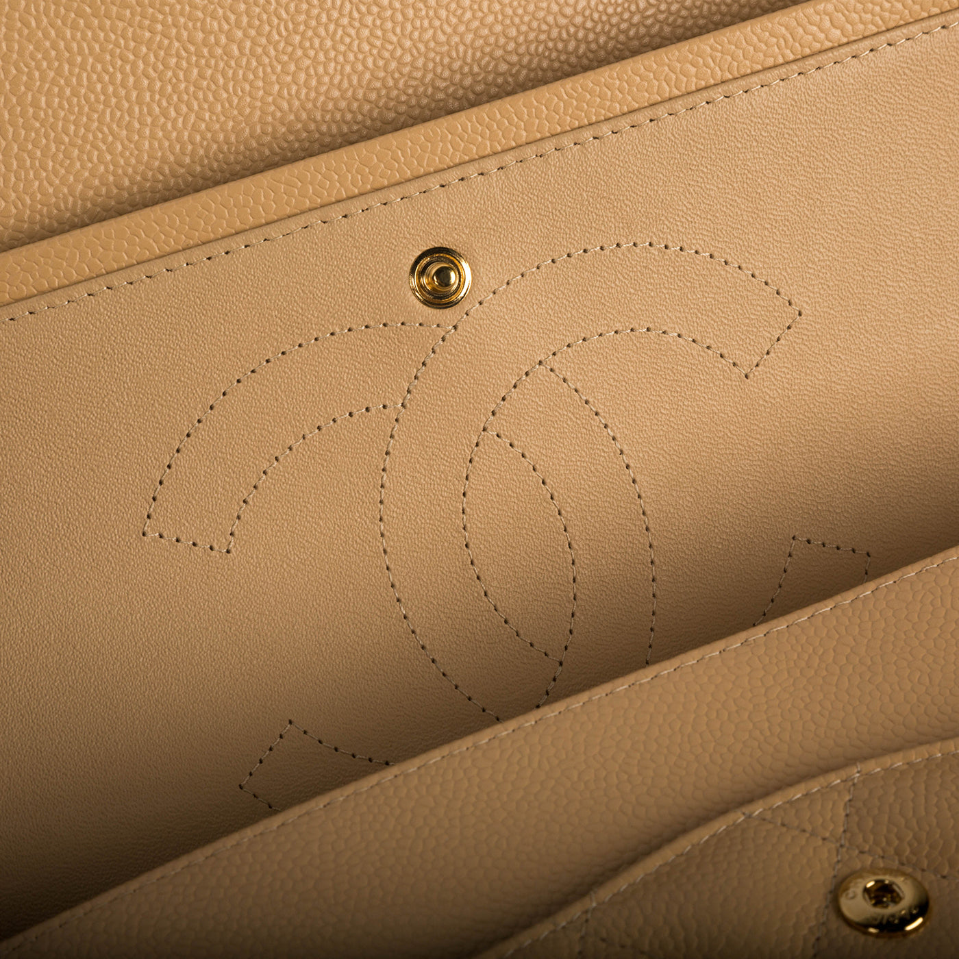 Chanel Classic Flap Bag Jumbo