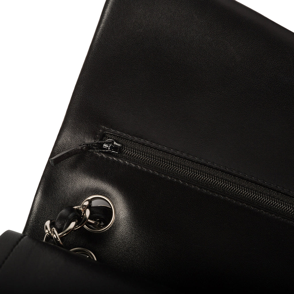 Chanel Classic Flap Bag Jumbo