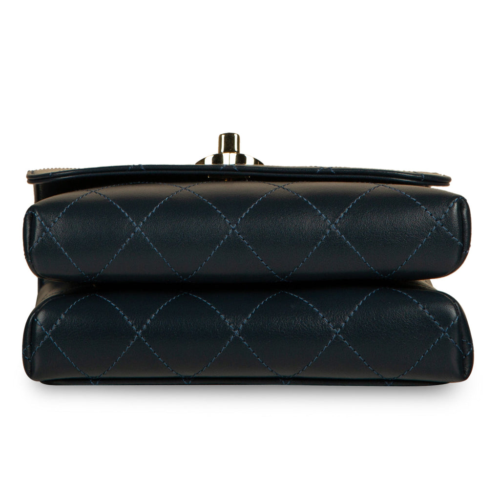 Chanel Chanel flap Bag with Top Handle