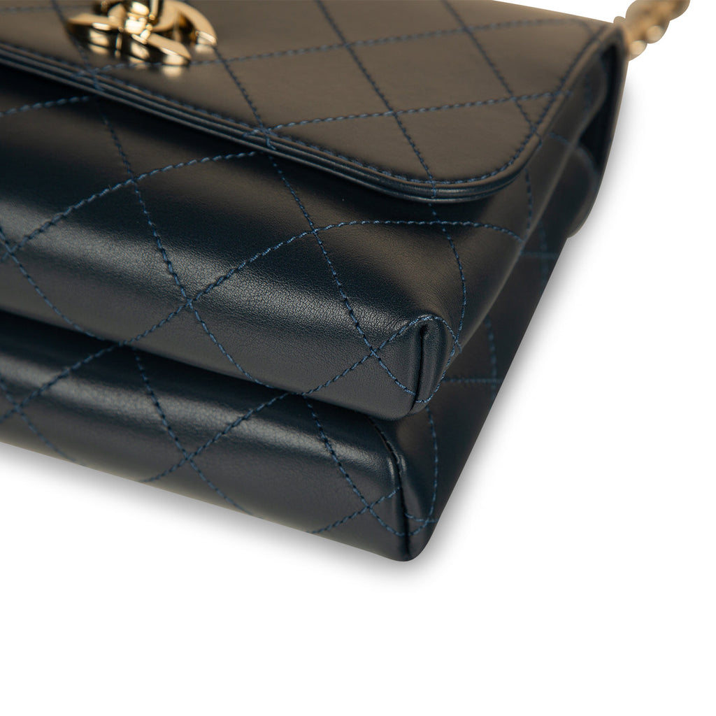 Chanel Chanel flap Bag with Top Handle