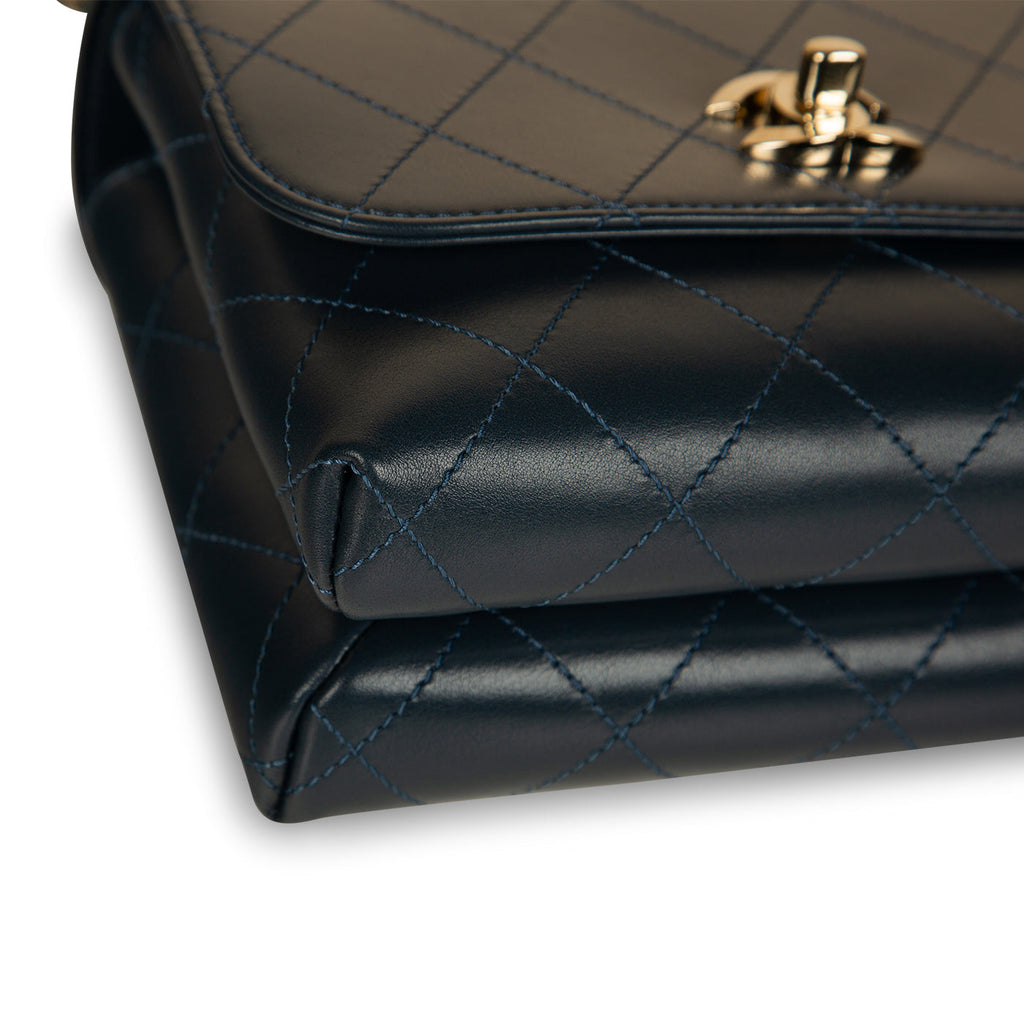 Chanel Chanel flap Bag with Top Handle