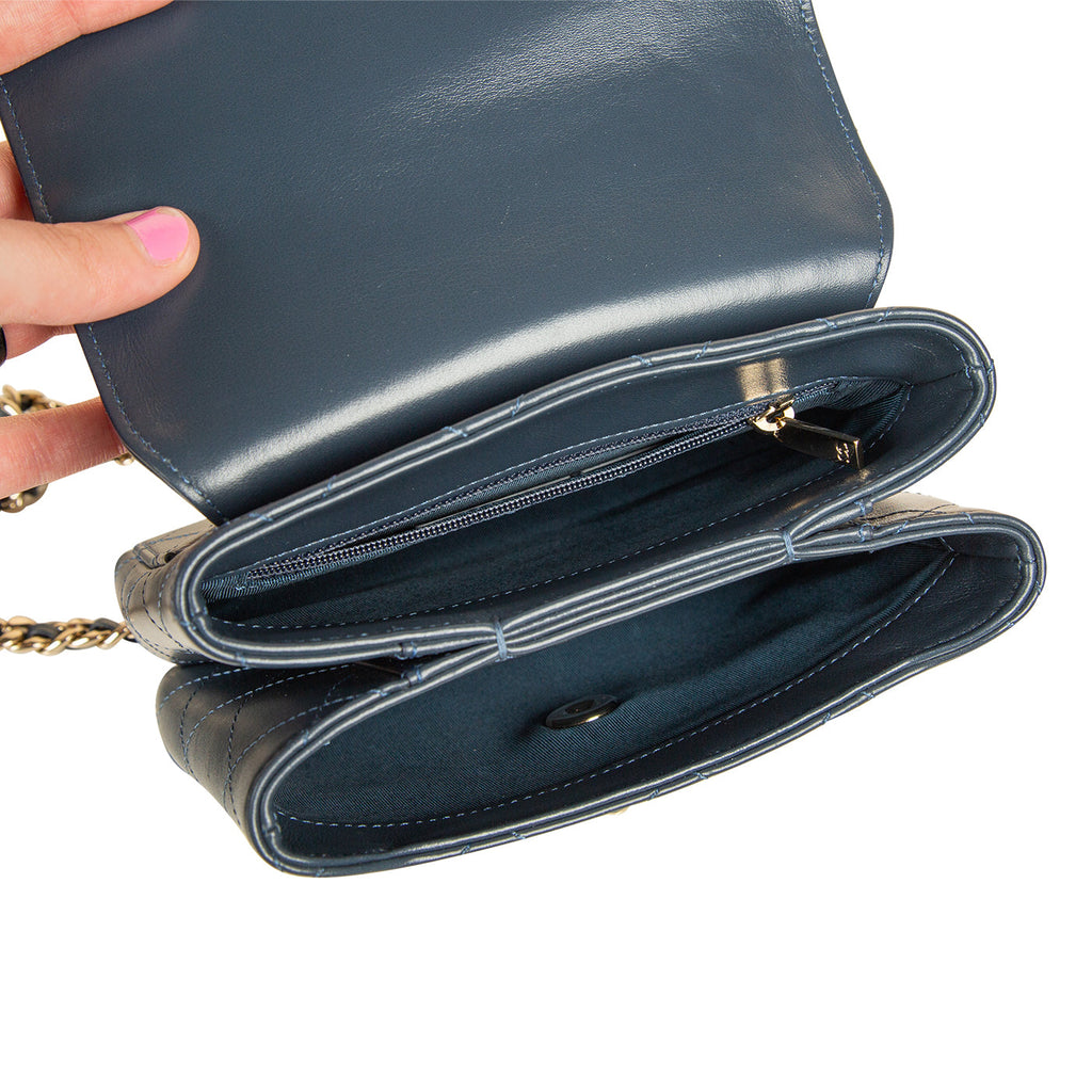 Chanel Chanel flap Bag with Top Handle