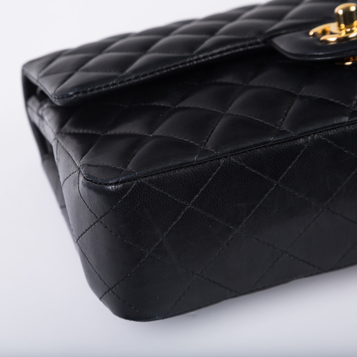 Chanel Classic Flap Bag - Medium