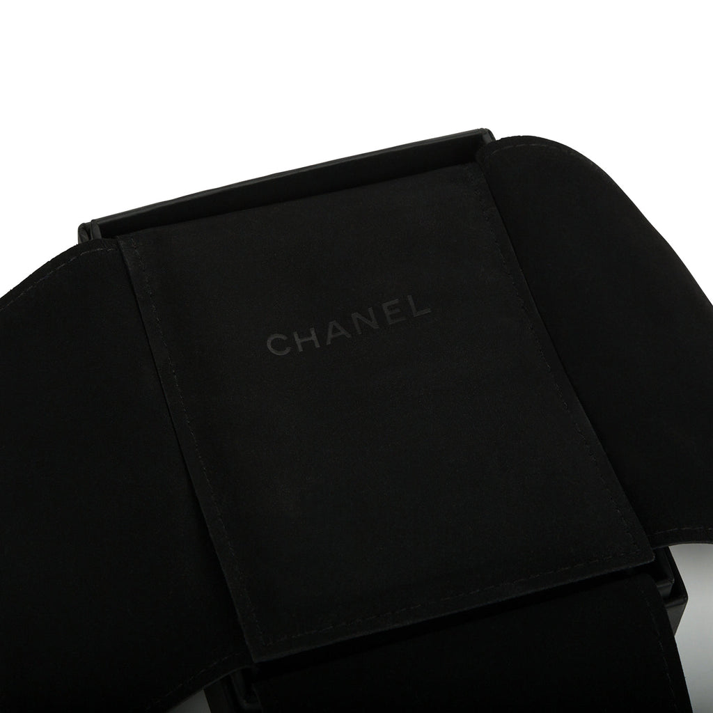 Chanel Classic Flap Maxi Jumbo XL