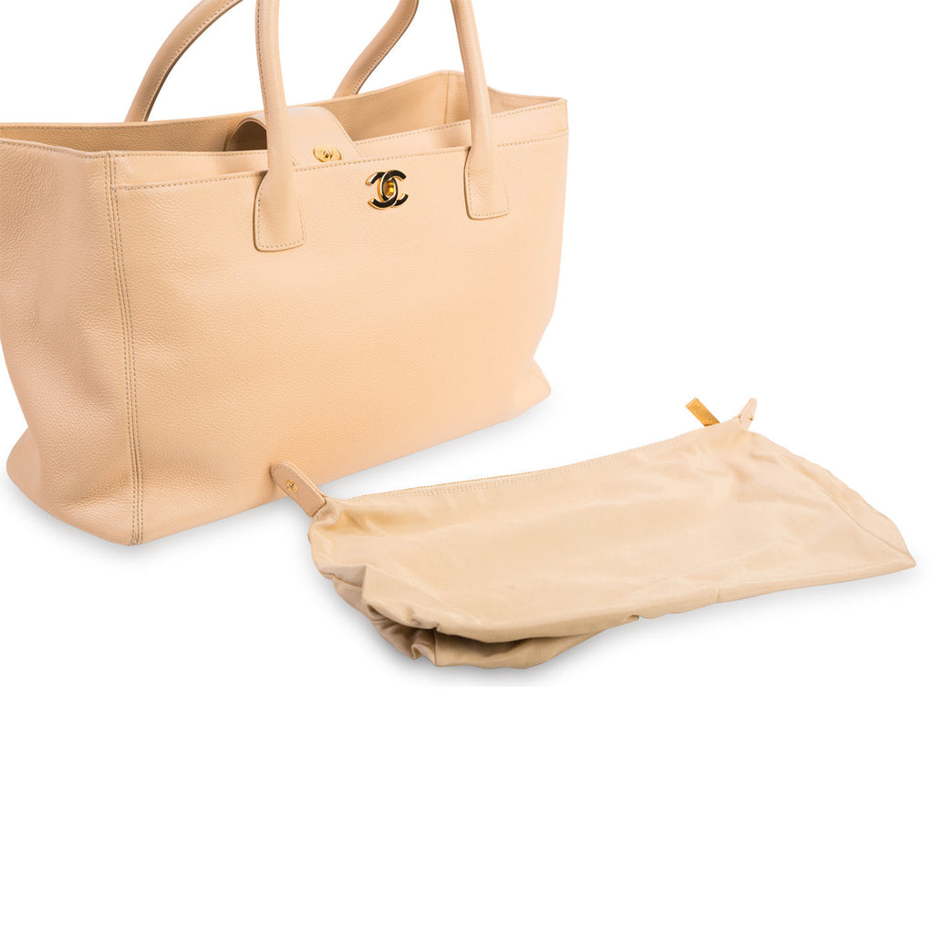 Chanel Cerf Executive Tote XL