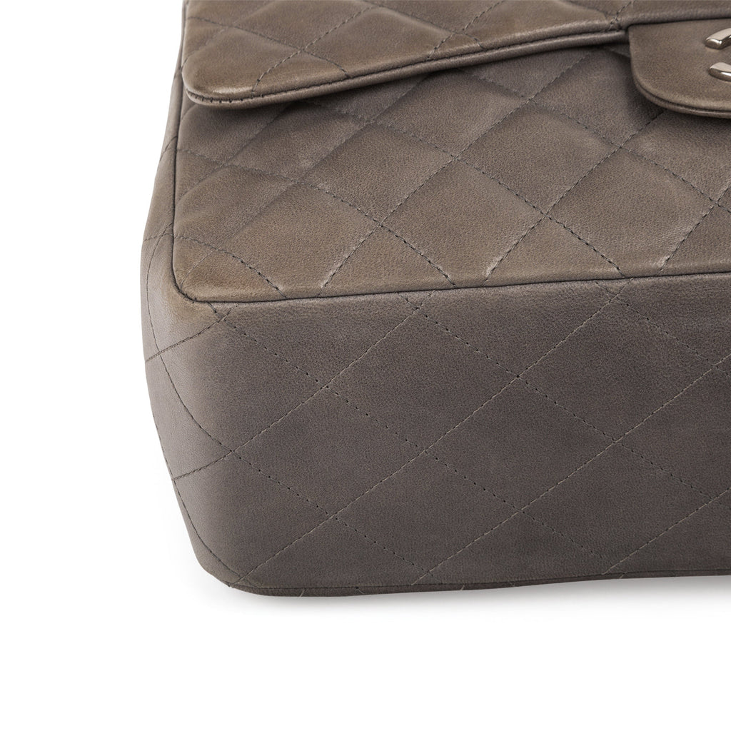 Chanel Classic Flap Bag - Jumbo - Single Flap