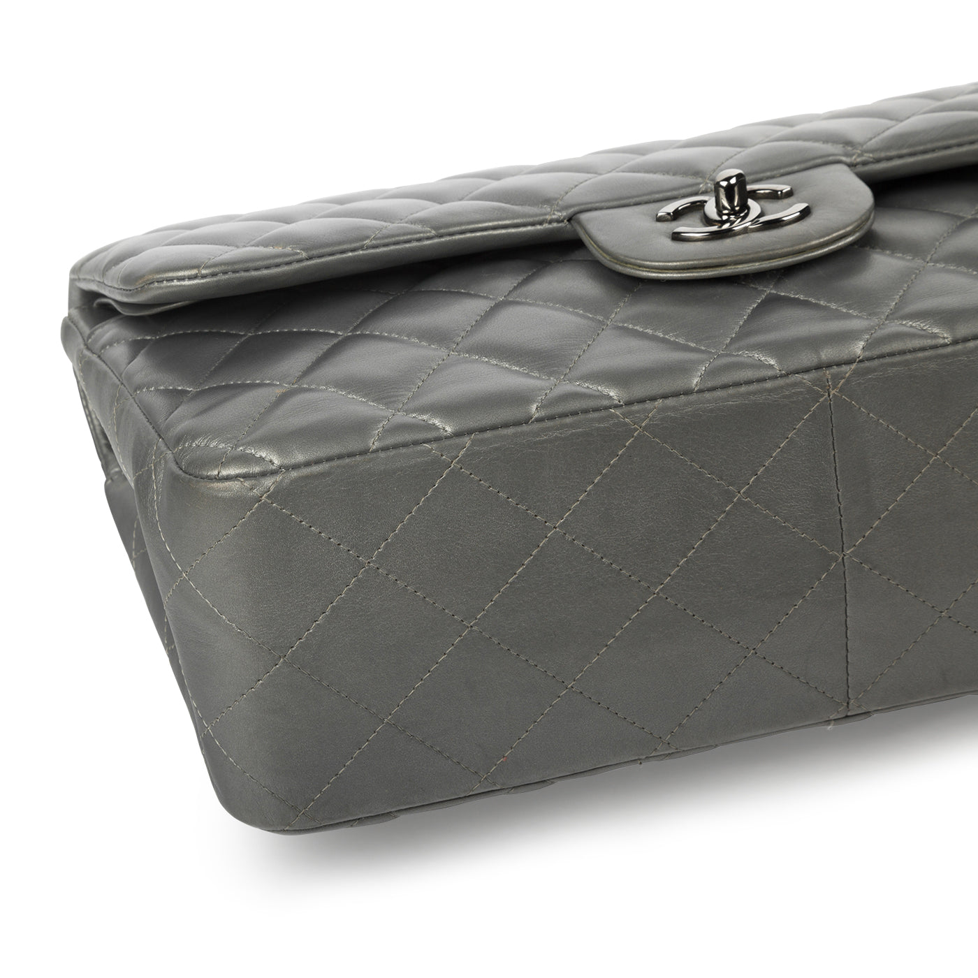 Chanel Classic Flap Bag Jumbo