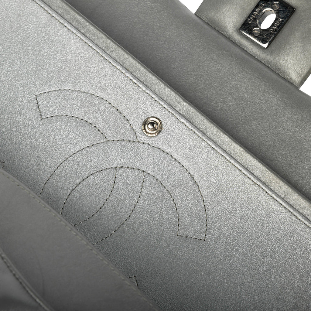 Chanel Classic Flap Bag Jumbo