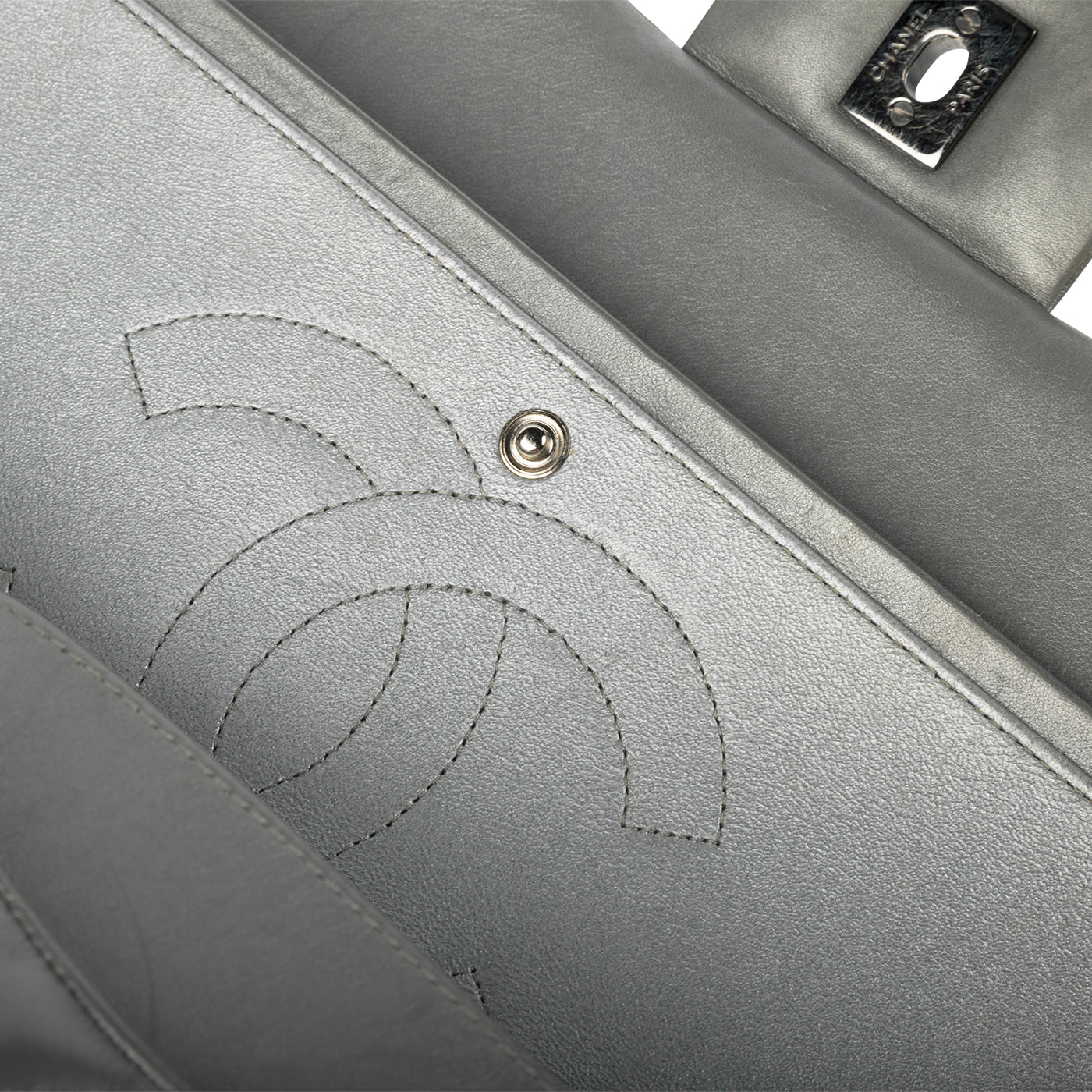 Chanel Classic Flap Bag Jumbo