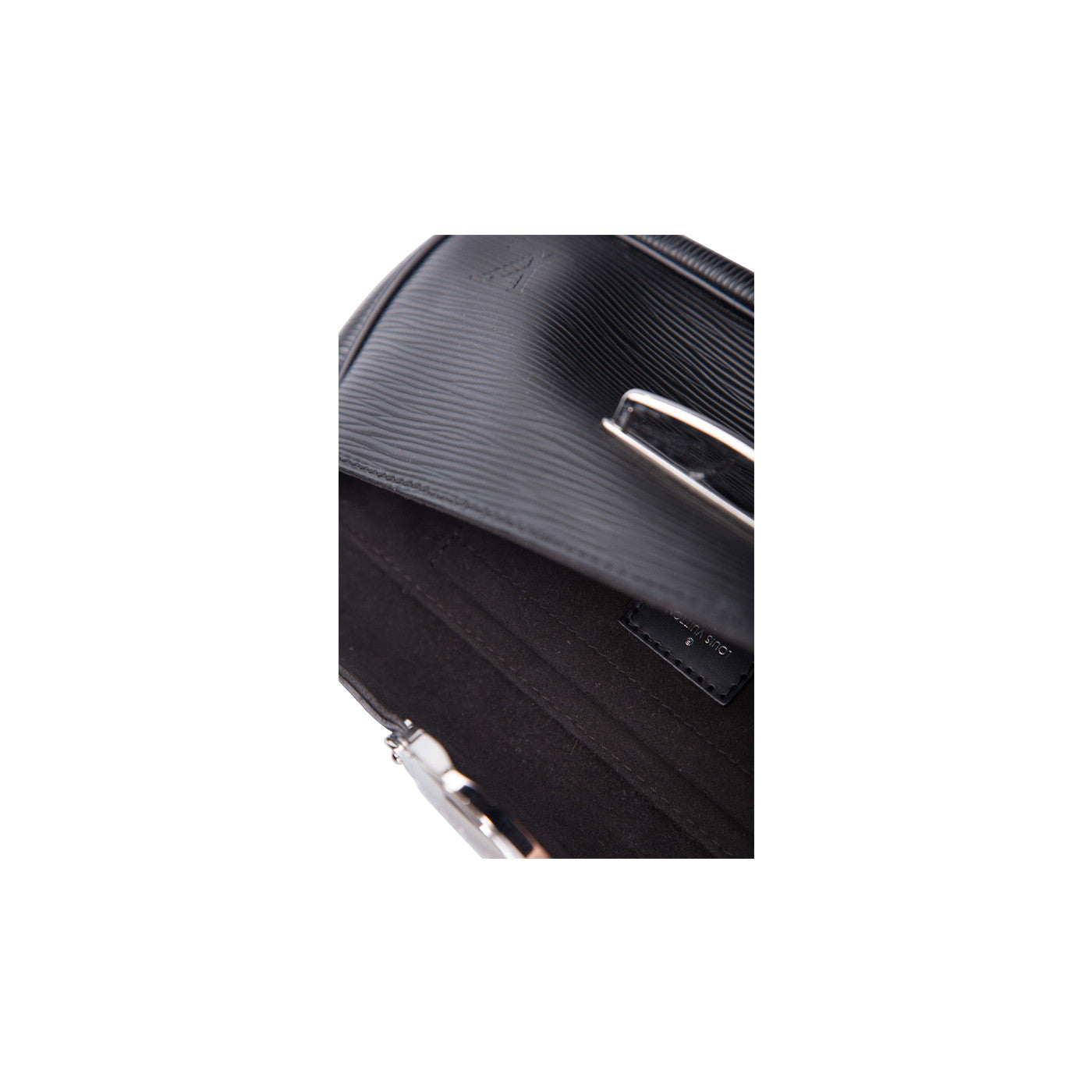 Louis Vuitton Pochette Montaigne Clutch