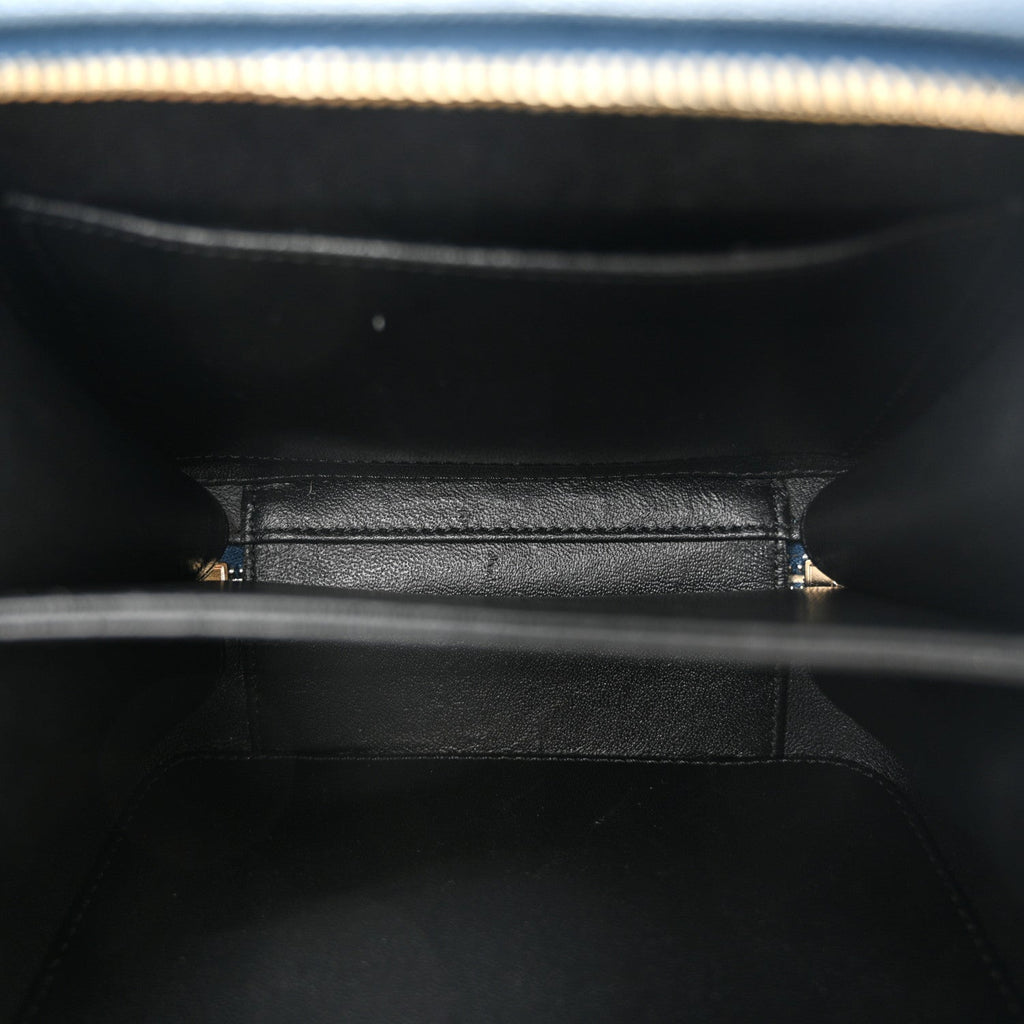 Caviar Quilted Small CC Filigree Vanity Case Navy Black