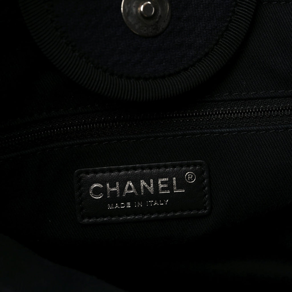Canvas Medium Deauville Tote Black