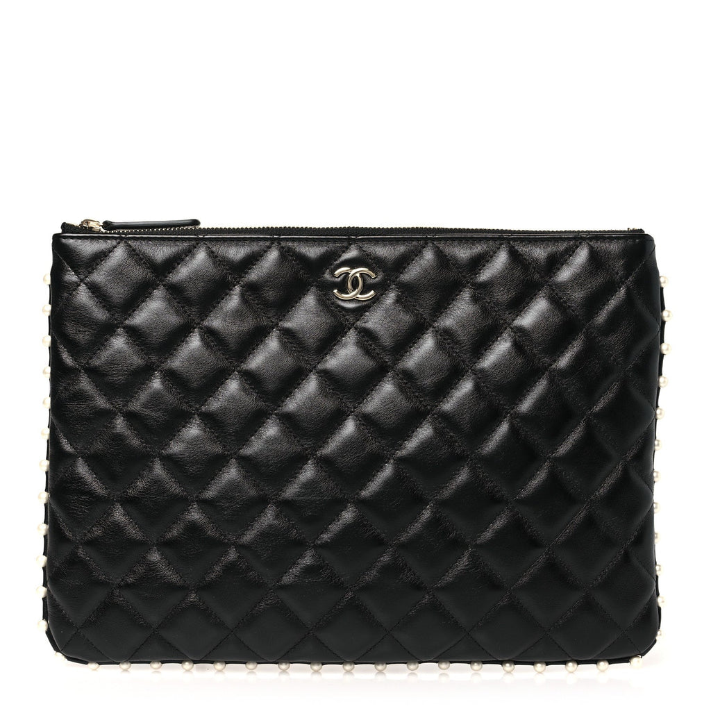 Calfskin Quilted Pearl Medium Cosmetic Case Black