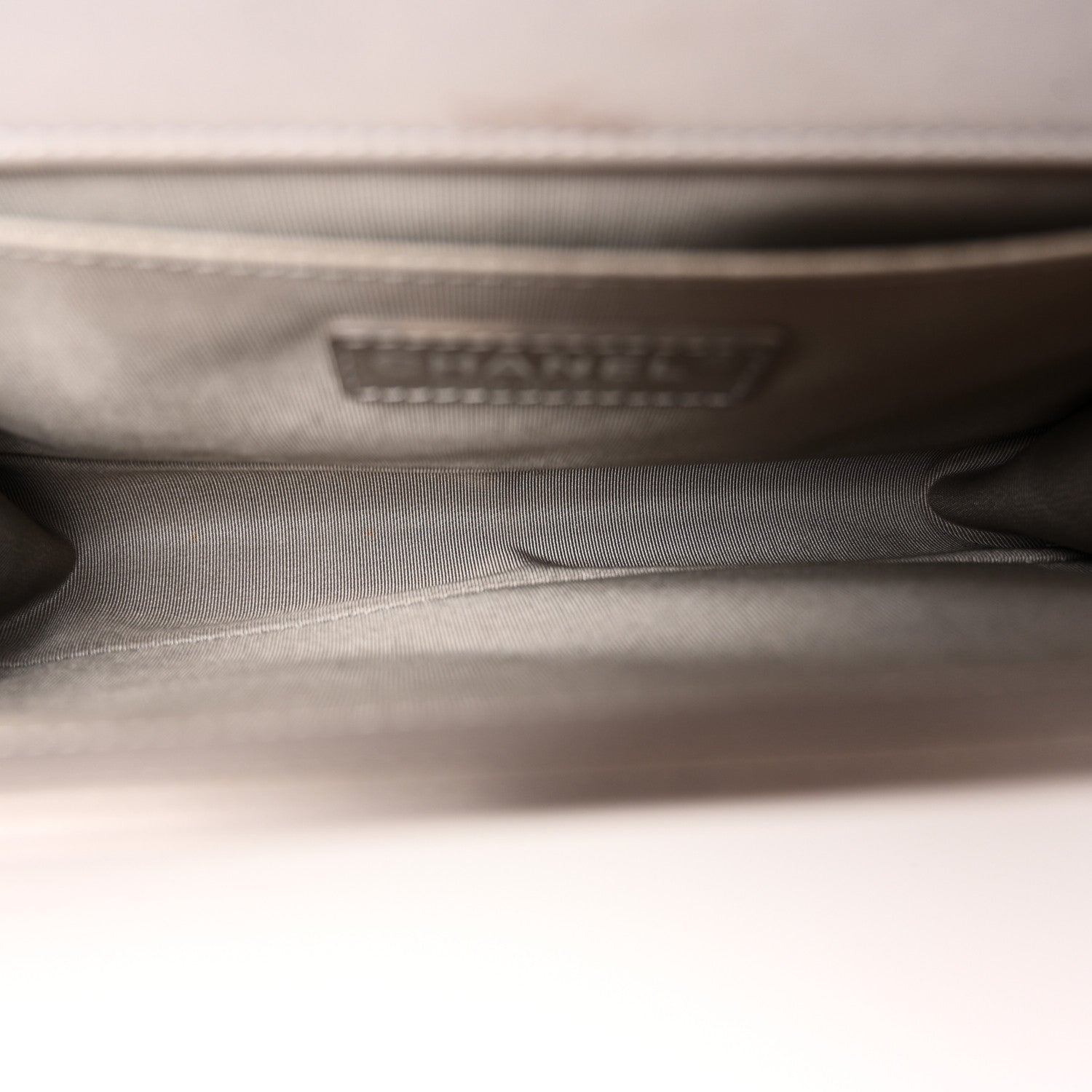 Lambskin Quilted Medium Boy Flap Grey