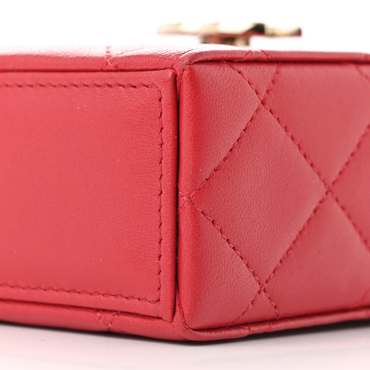 Lambskin Quilted Small Box With Chain Red