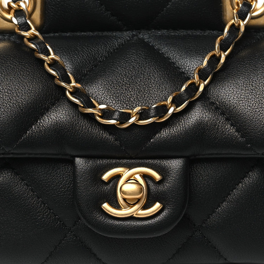 Calfskin Quilted Lady Handle Clutch With Chain Black