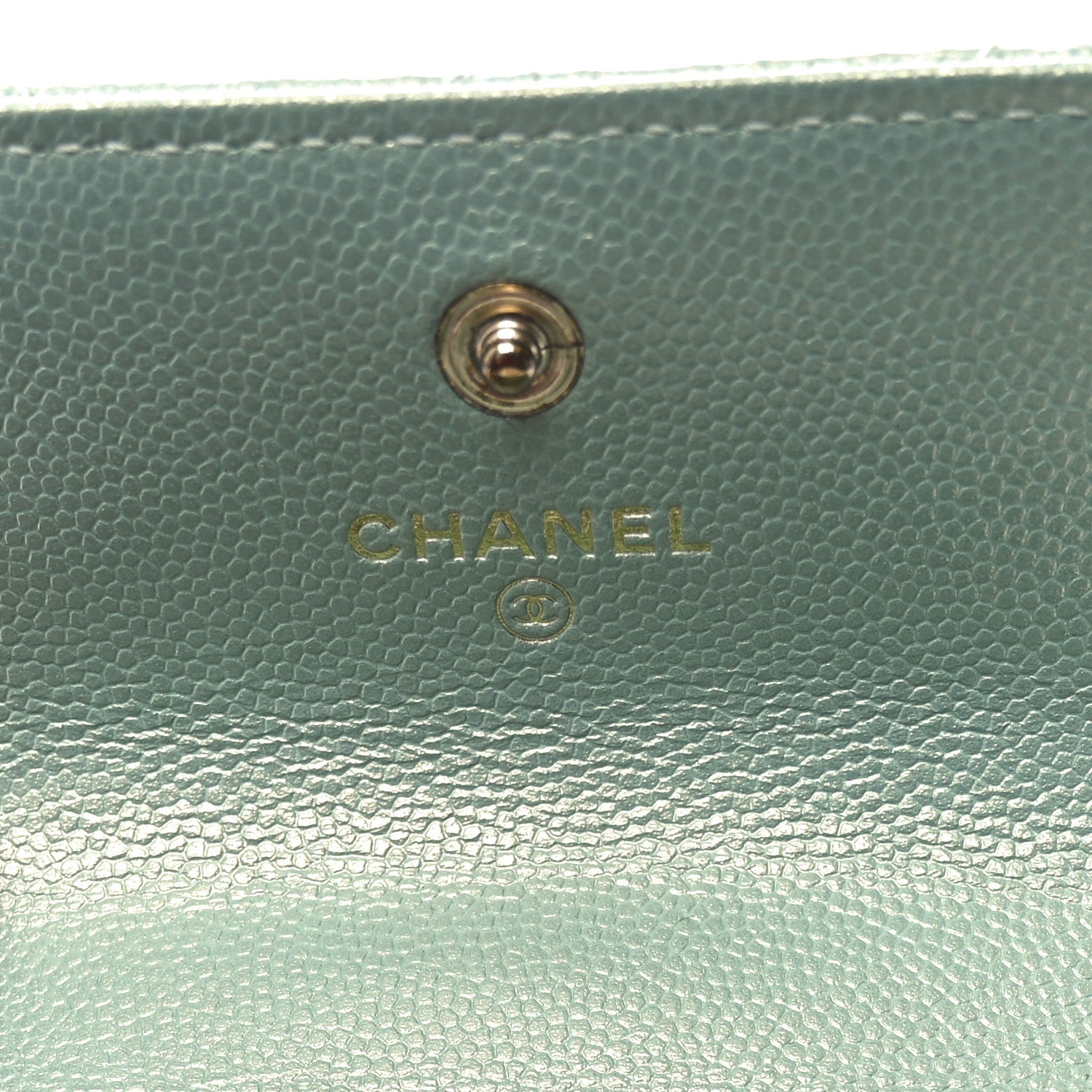 Iridescent Caviar Quilted Pearl On Top Coin Purse With Chain Light Green