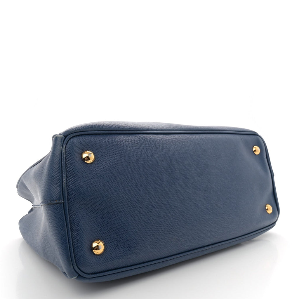 Saffiano Lux Medium Tote Bluette