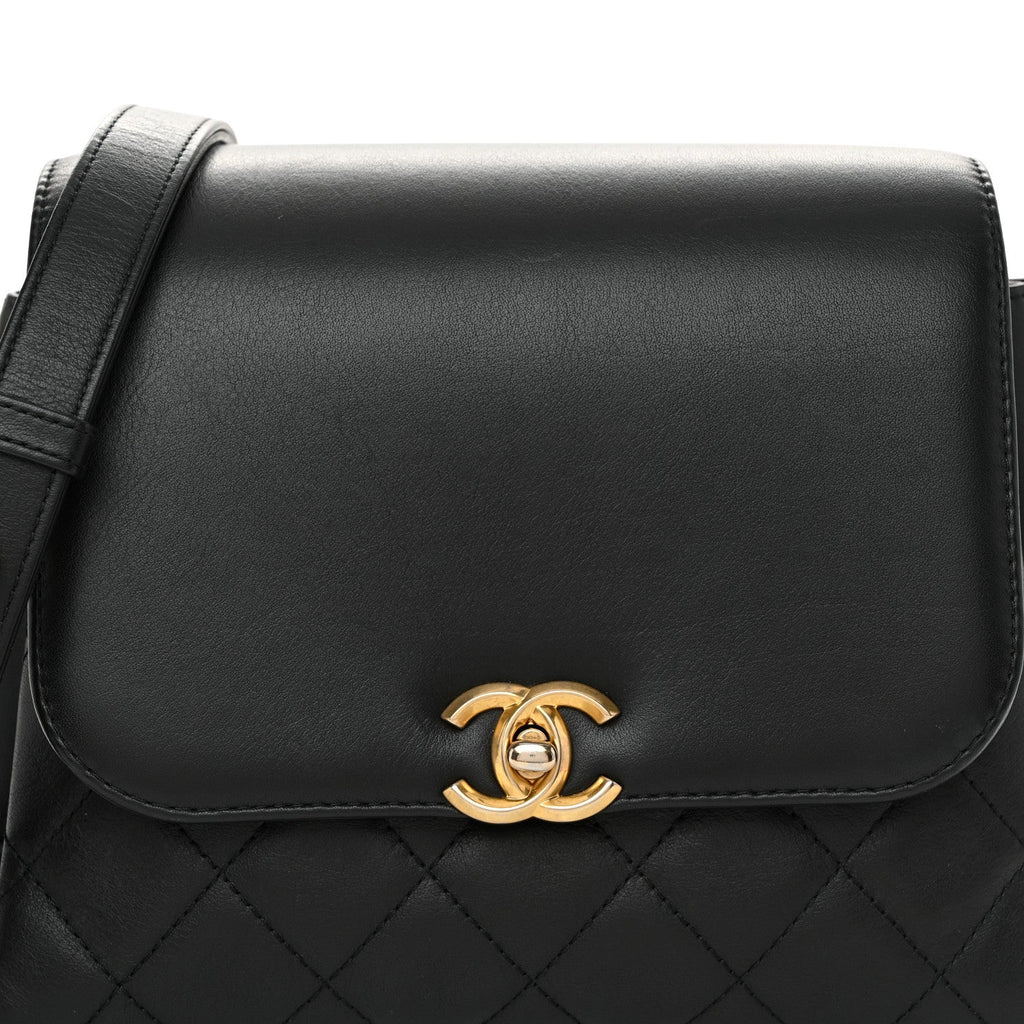 Calfskin Quilted Side Chain Compartment Flap Black