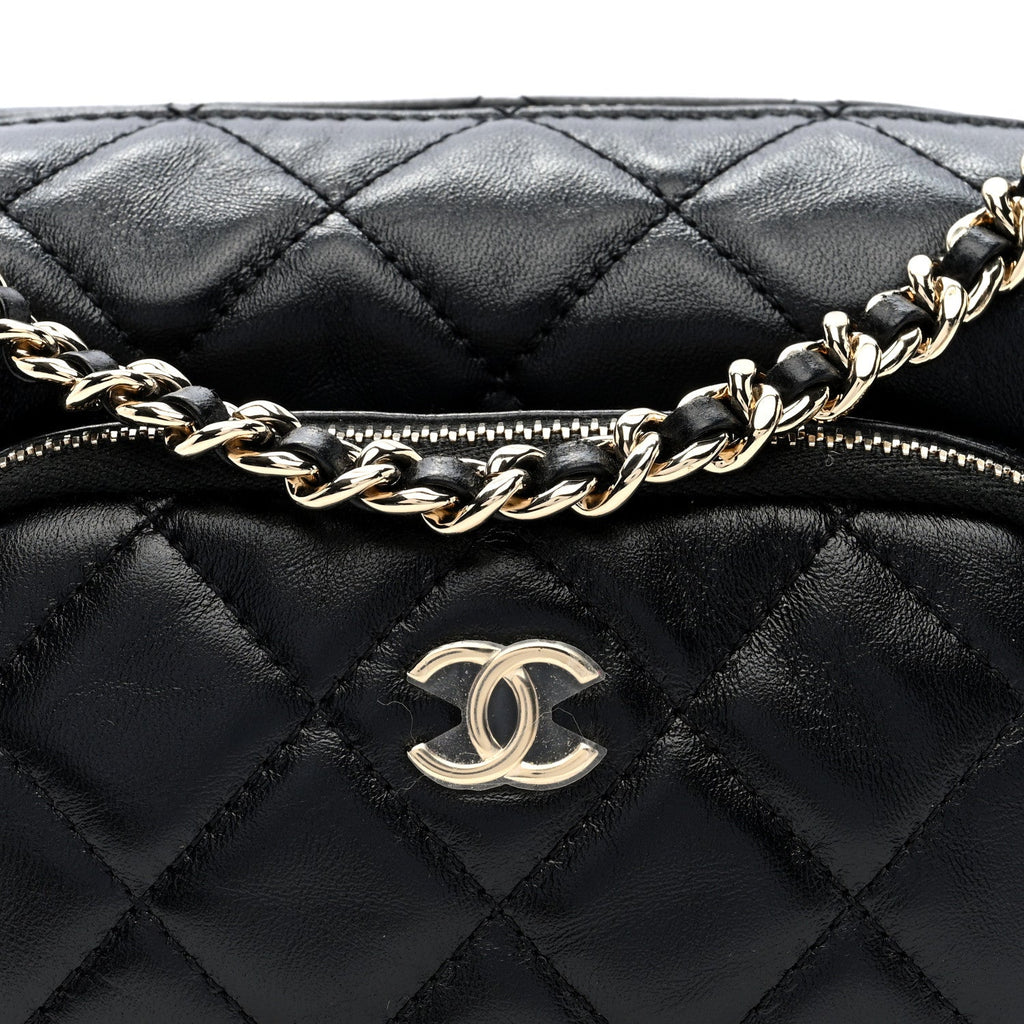 Shiny Crumpled Lambskin Quilted Small Preppy Pocket Camera Case Black