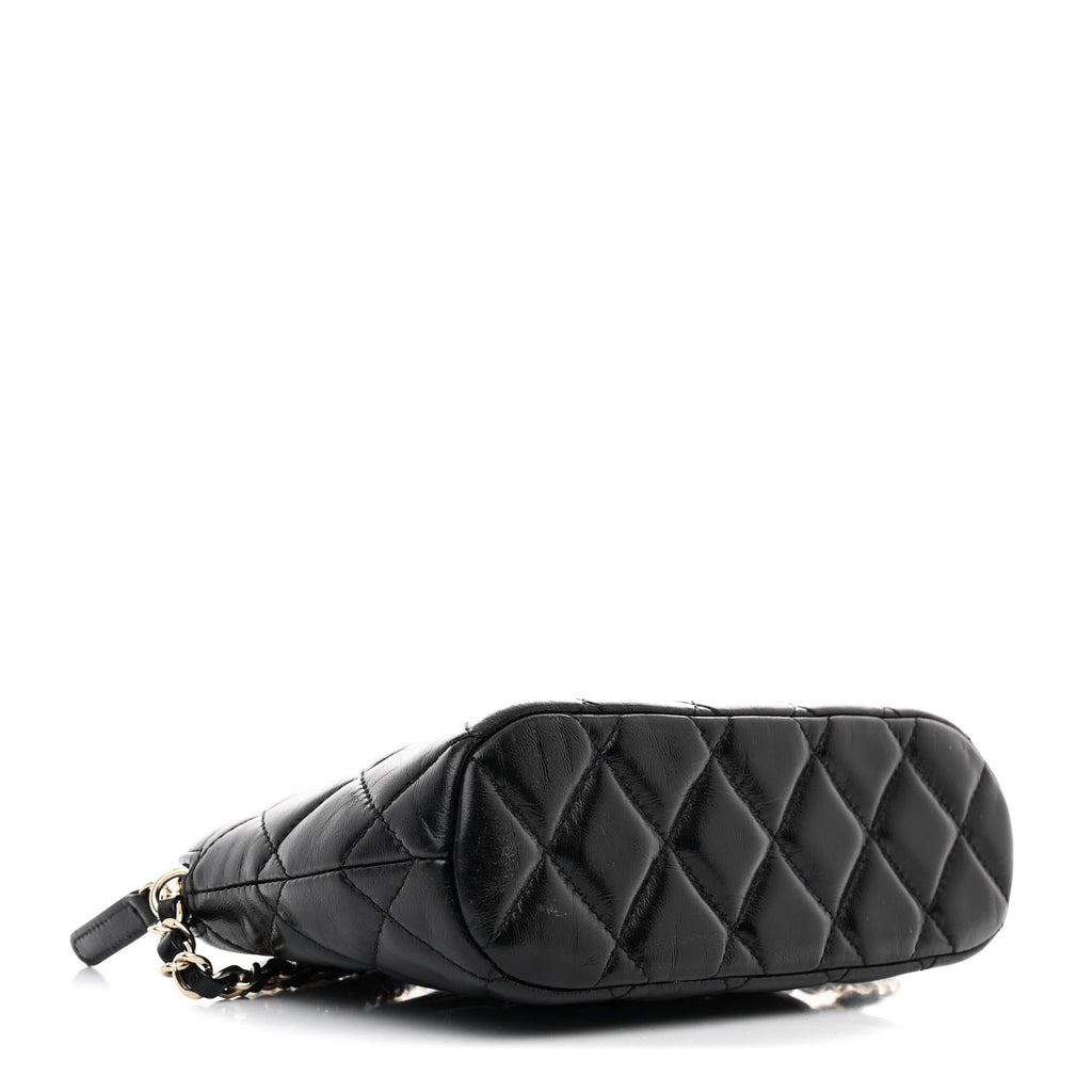 Shiny Lambskin Quilted Shiny Coco Clutch With Chain Black