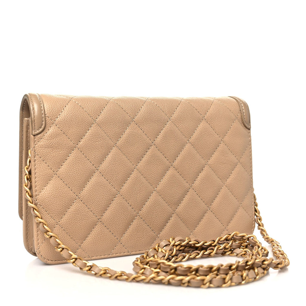 Caviar Quilted CC Filigree Wallet On Chain WOC Beige