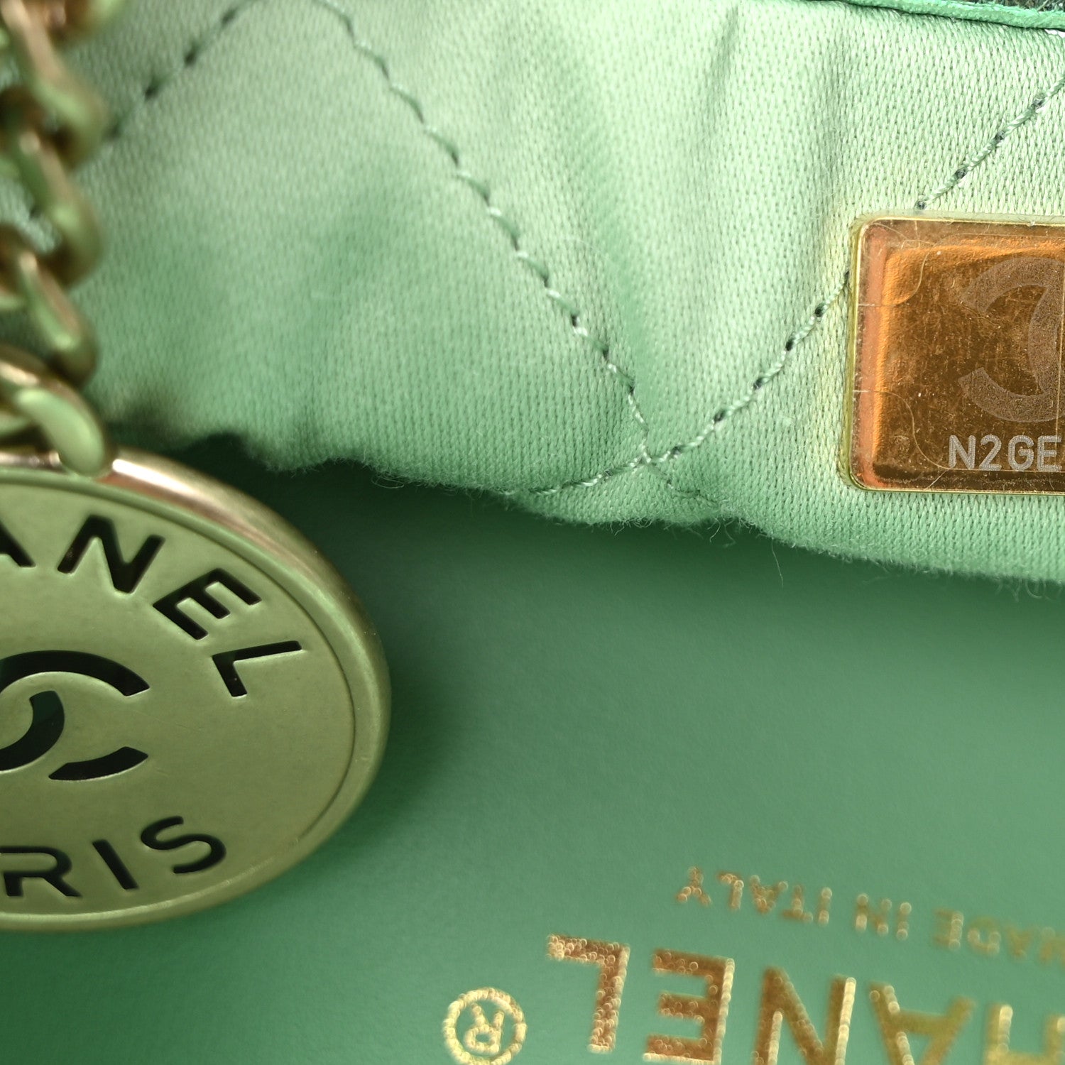 Metallic Calfskin Quilted Mini Chanel 22 Green