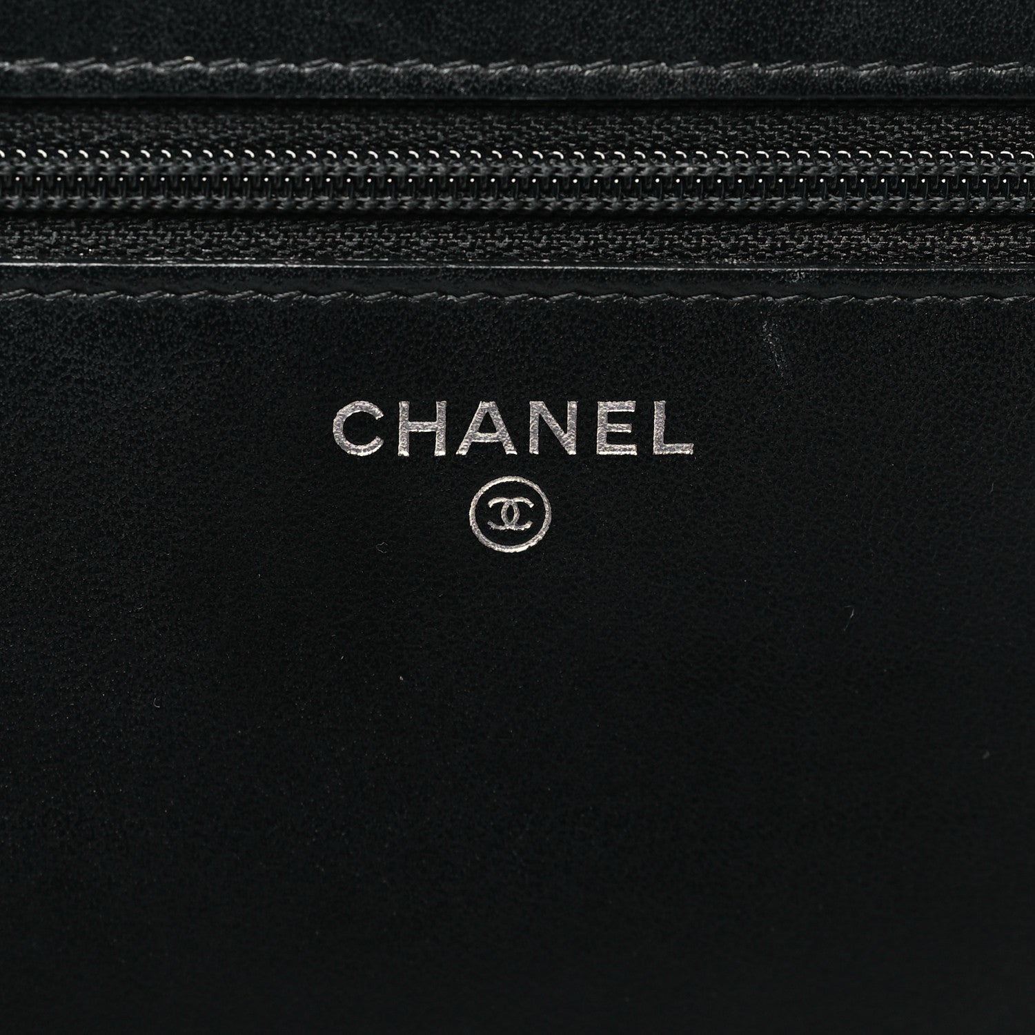 Aged Calfskin Quilted Gabrielle Wallet On Chain WOC Black