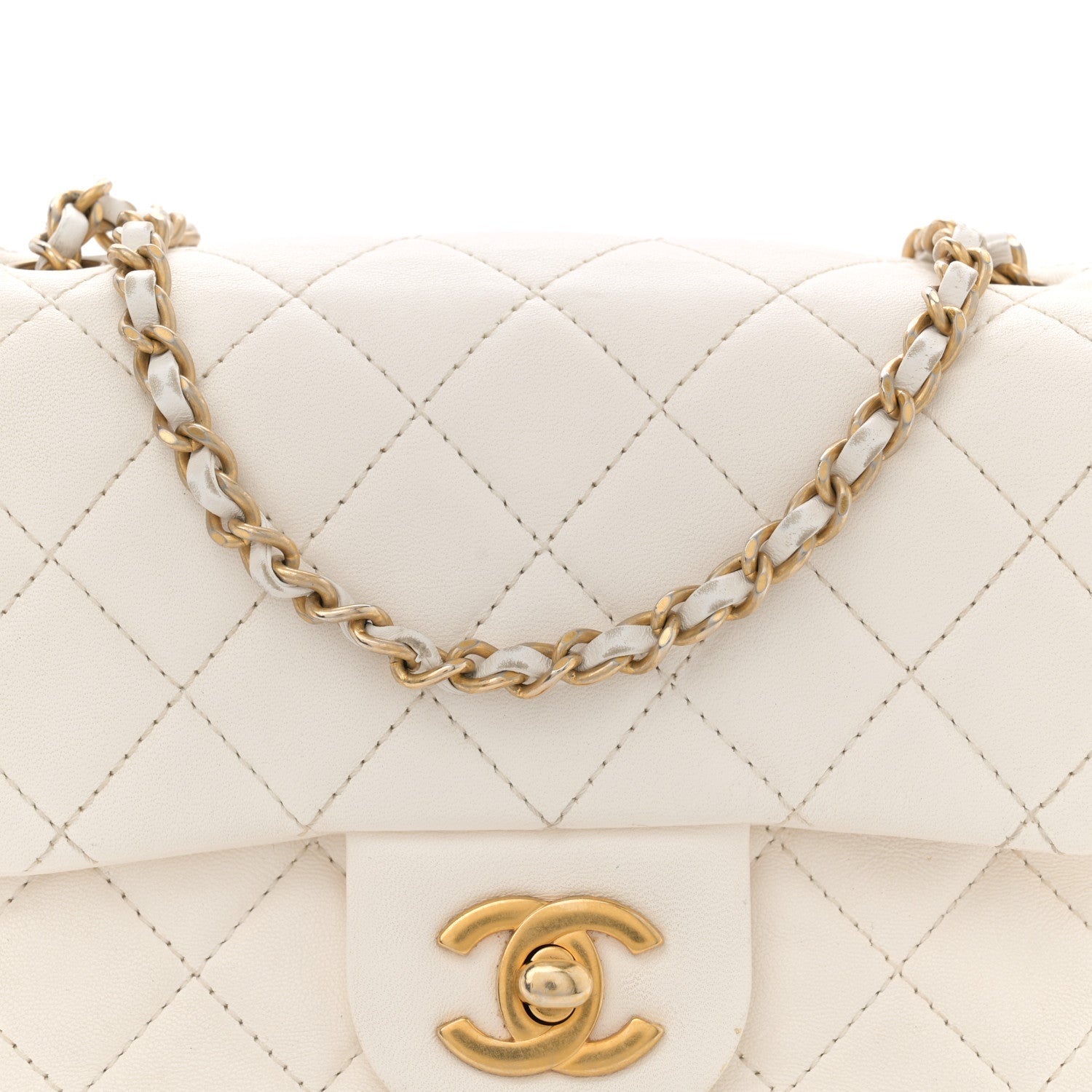 Lambskin Quilted Mini Pearl Crush Flap White