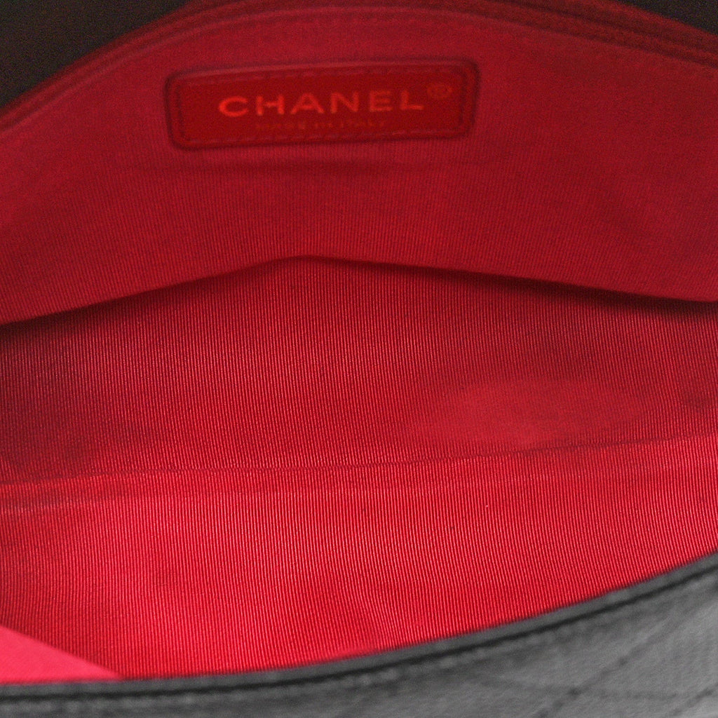 Caviar Quilted City Walk Flap Black
