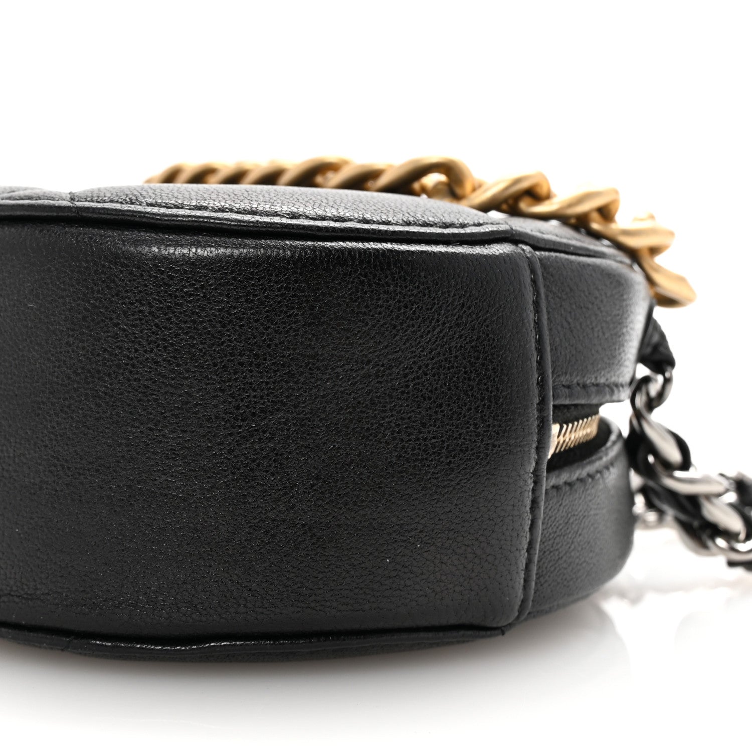 Shiny Goatskin Quilted Chanel 19 Round Clutch With Chain Black