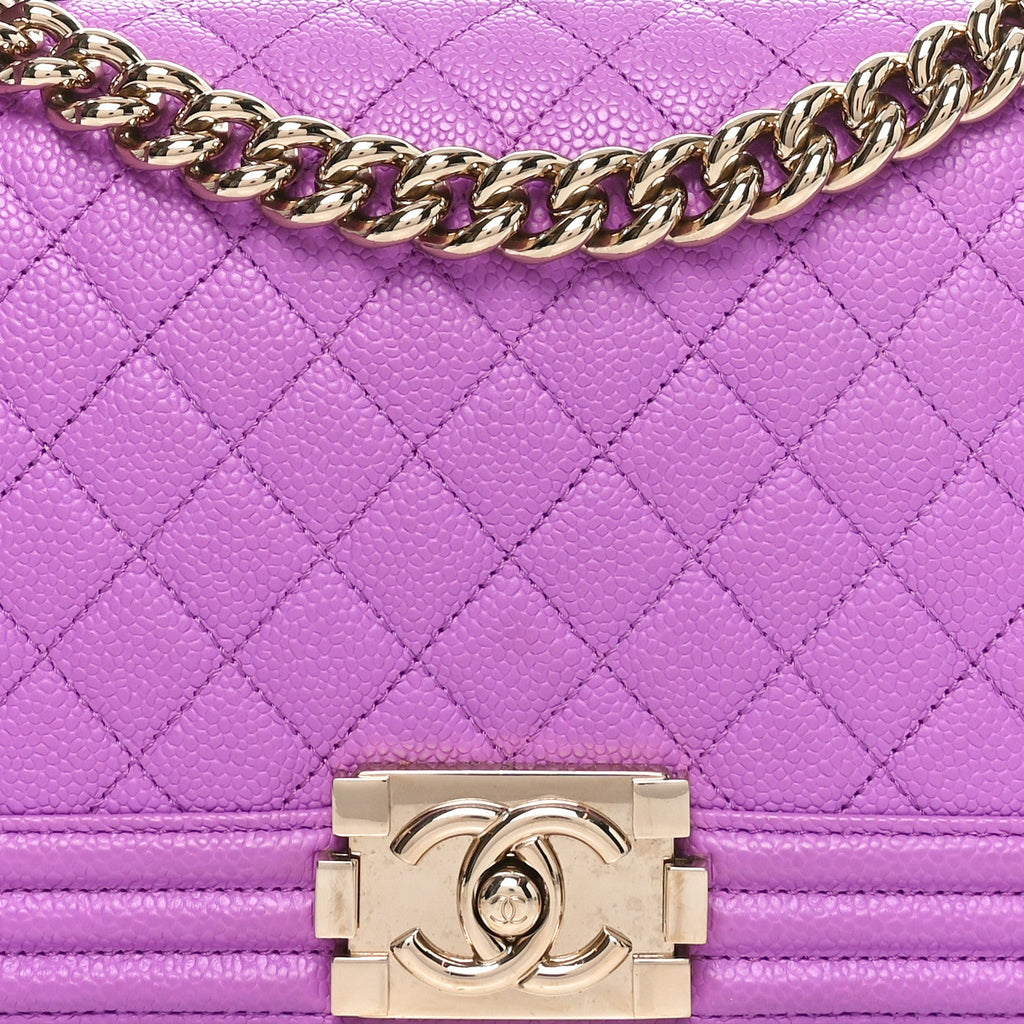Caviar Quilted Medium Boy Flap Purple