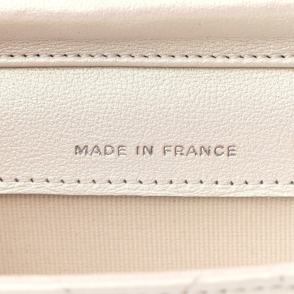 Iridescent Lambskin Quilted Coco Bow Clutch With Chain White