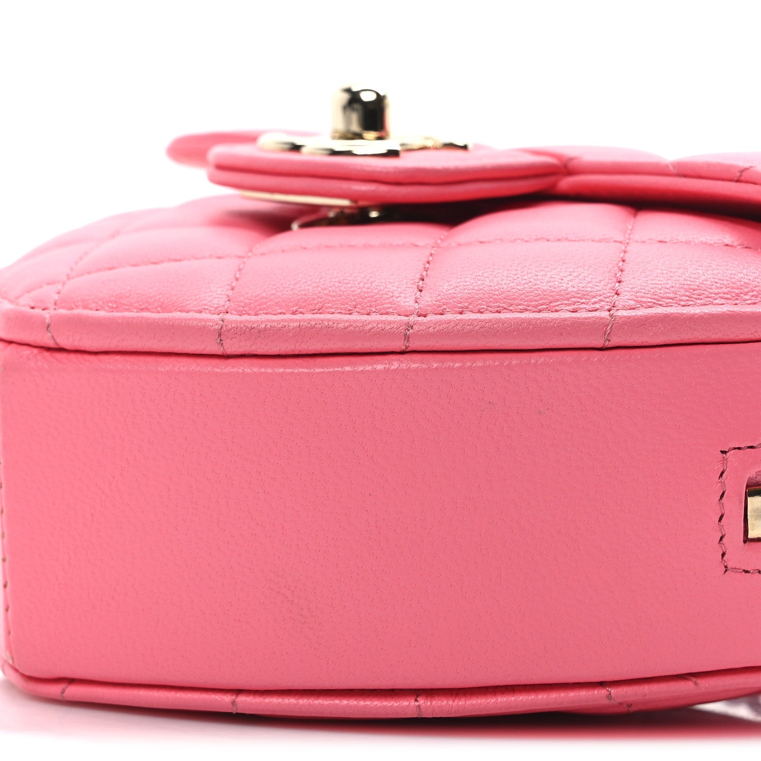Lambskin Quilted CC In Love Heart Clutch With Chain Pink